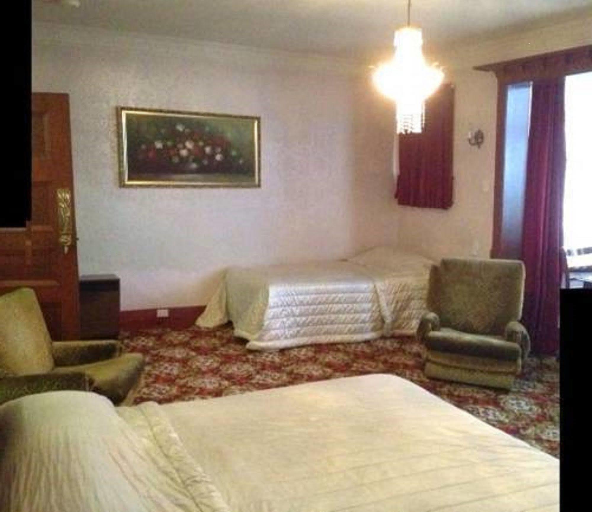 Motel Mayfair On Cavell Hobart Eksteriør bilde