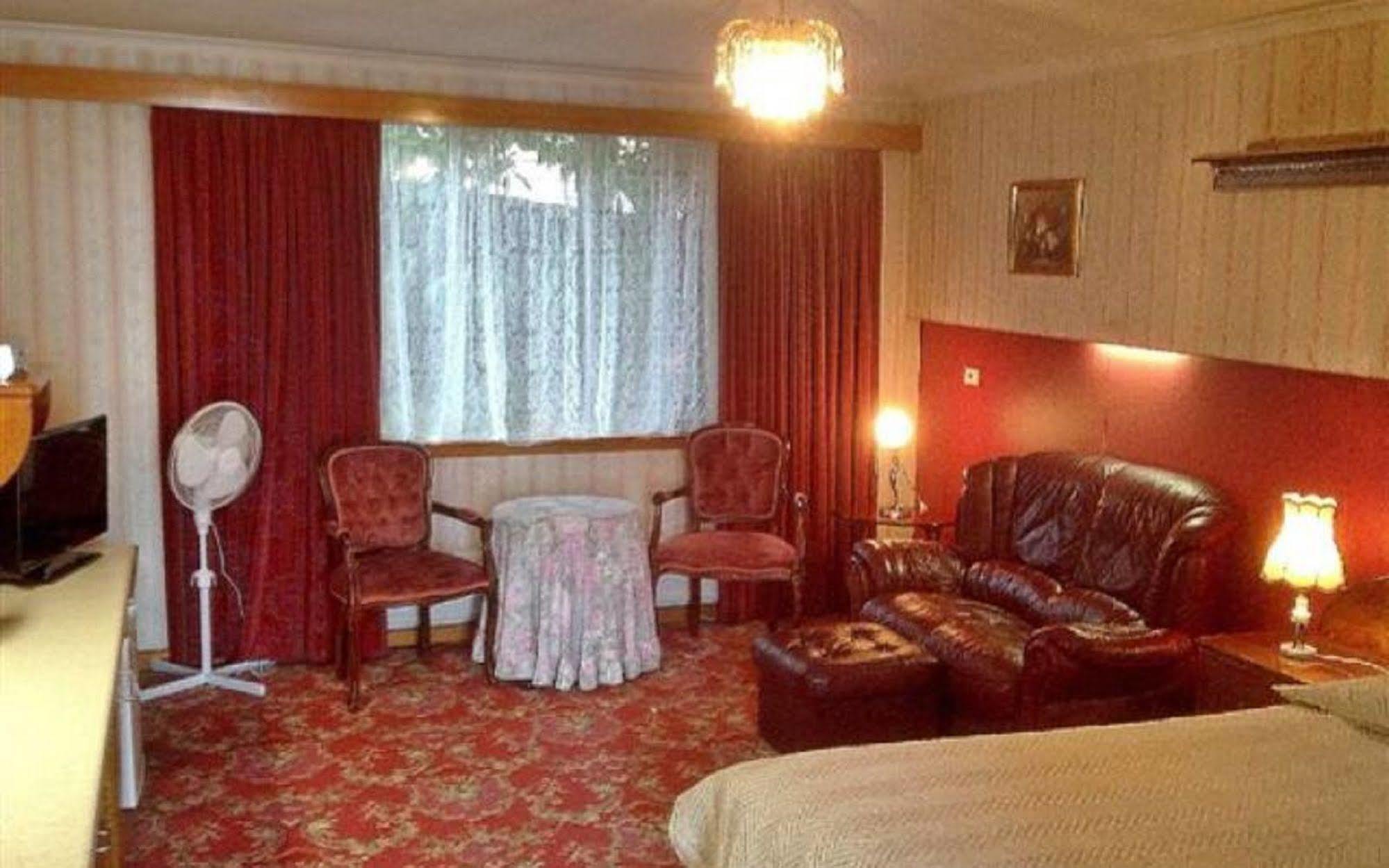 Motel Mayfair On Cavell Hobart Eksteriør bilde