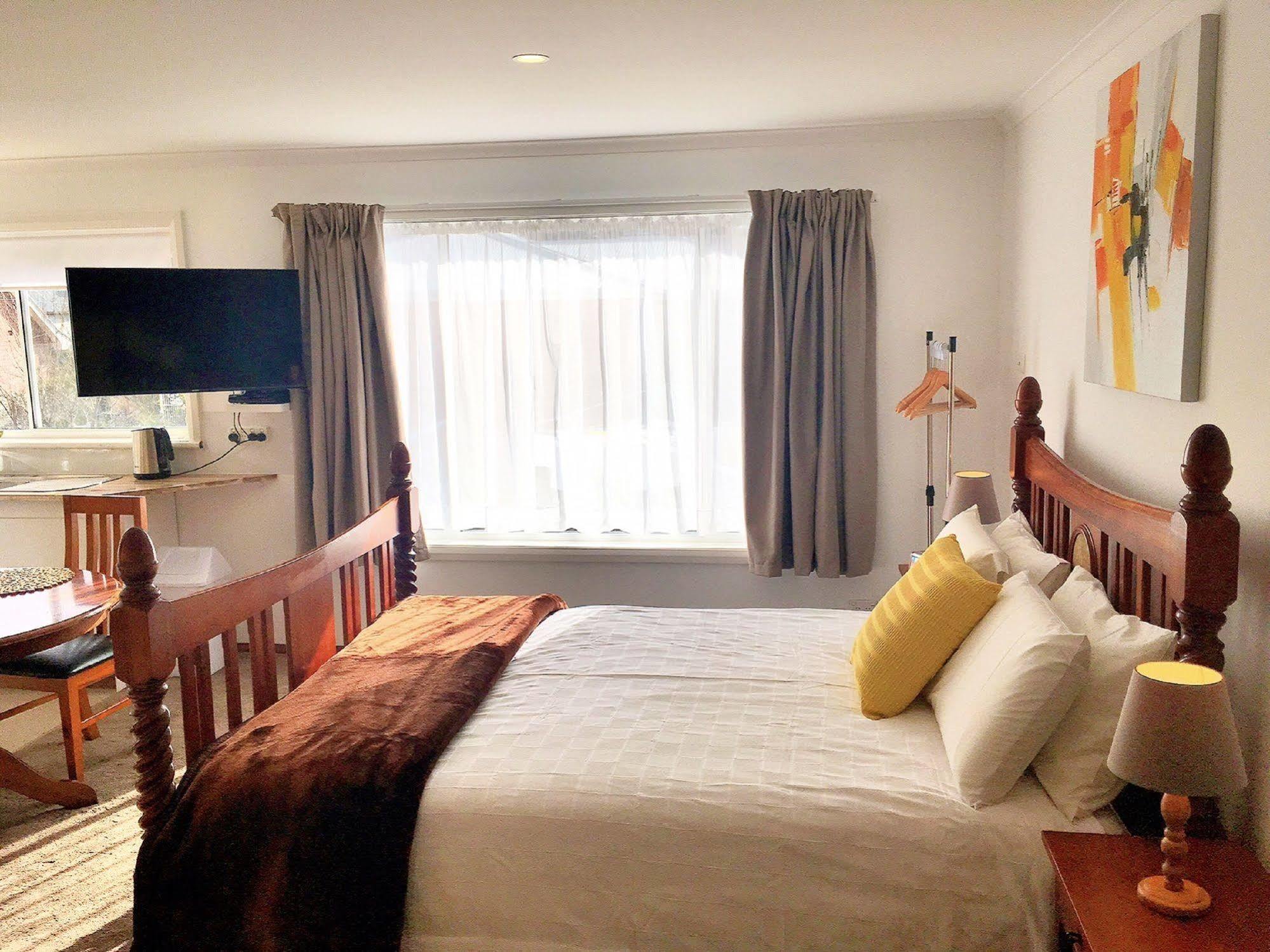 Motel Mayfair On Cavell Hobart Eksteriør bilde