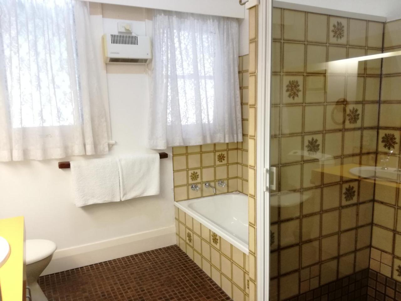 Motel Mayfair On Cavell Hobart Eksteriør bilde