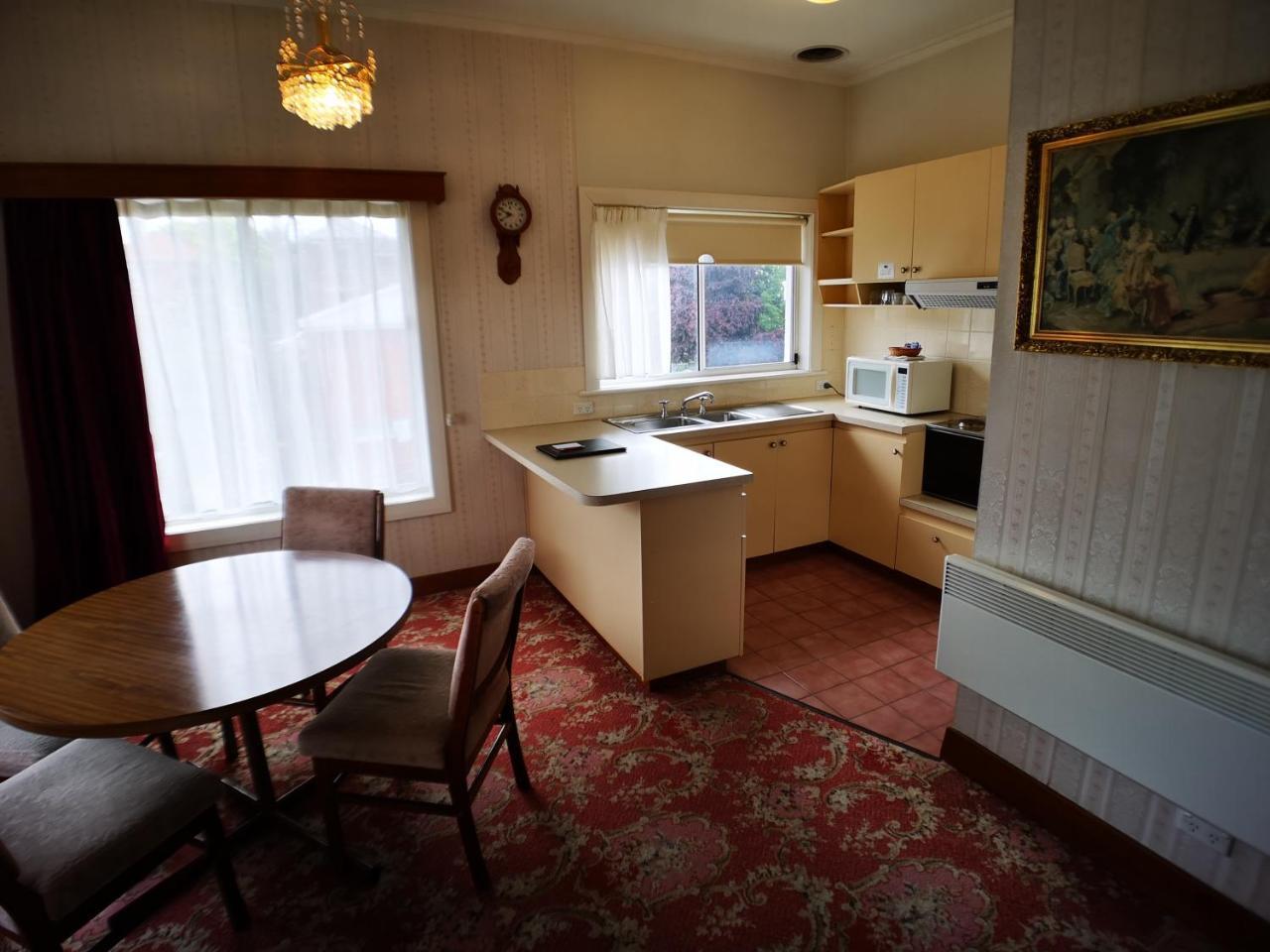 Motel Mayfair On Cavell Hobart Eksteriør bilde