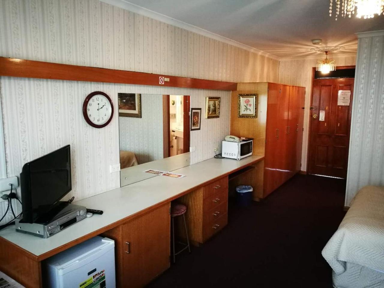 Motel Mayfair On Cavell Hobart Eksteriør bilde